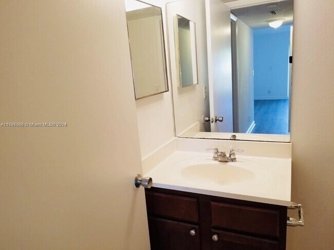 Photo - 7650 Westwood Dr Unit 507