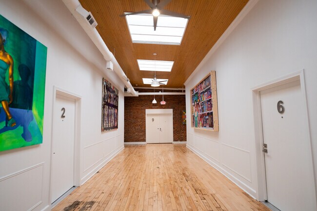 Photo - 1363 E Fisher Fwy