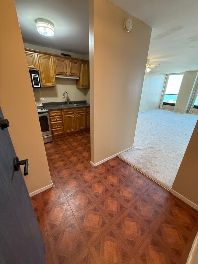 Photo - 1030 N State St Unit 48G