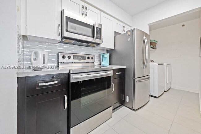 Photo - 19655 E Country Club Dr Unit 6503