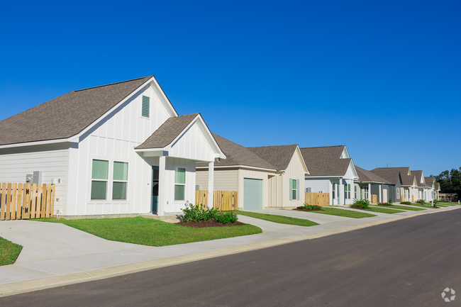 Building Photo - Sweetwater Point Cottages Rental