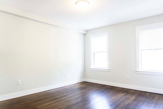 Photo - 2021 Commonwealth Ave Unidad 2