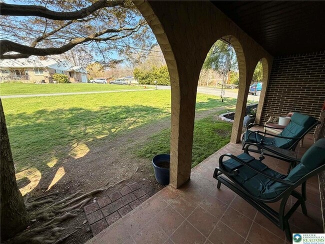 Photo - 1170 Oakhurst Dr