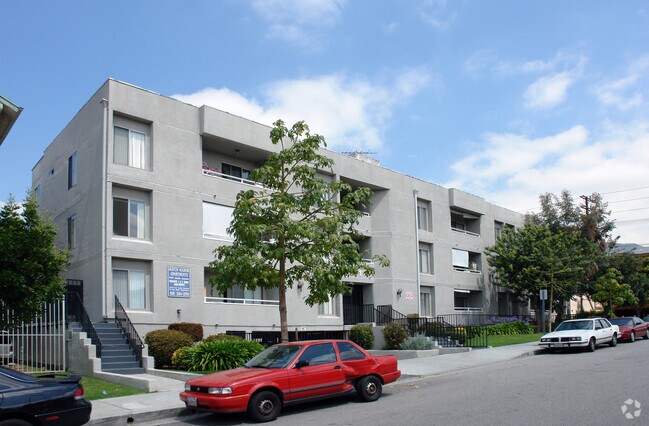 Justin Manor - Justin Manor