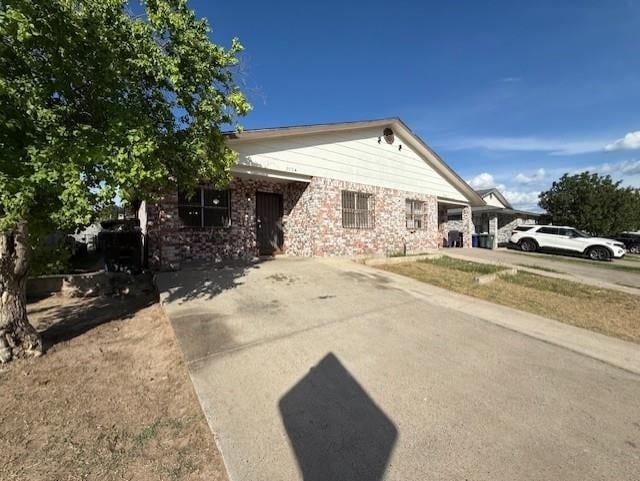 Photo - 209 Allen Dr Townhome
