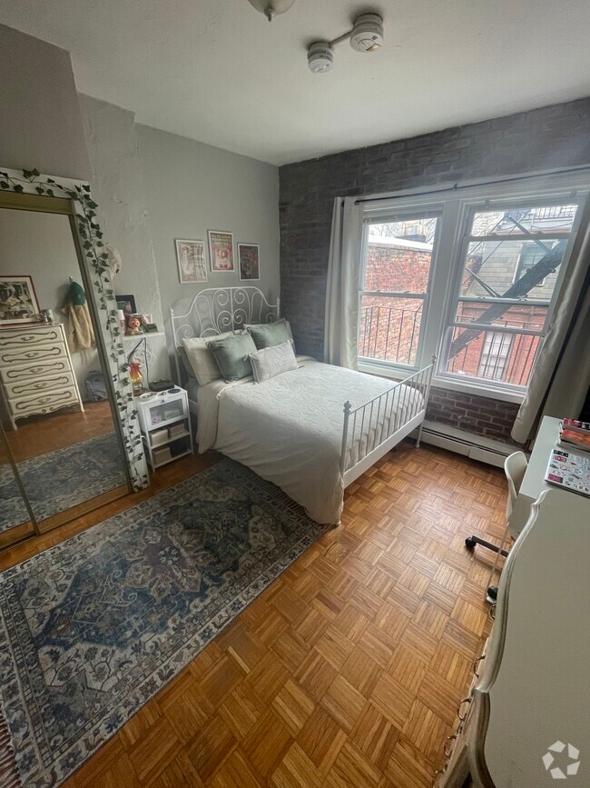 Building Photo - 27 Anderson St Unit 13 Rental