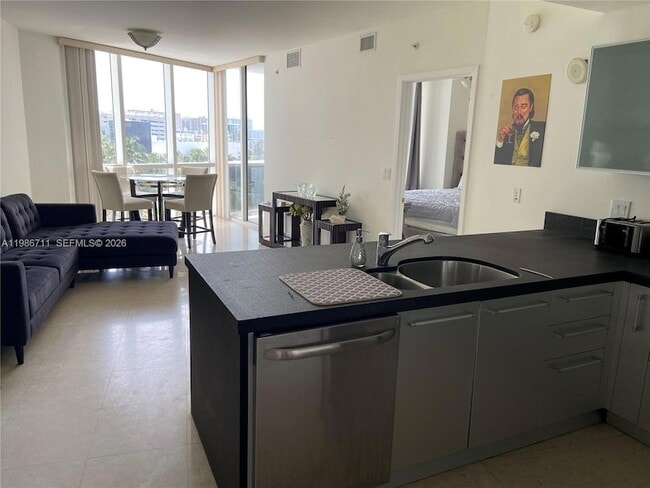 Photo - 18201 Collins Ave Unit 708