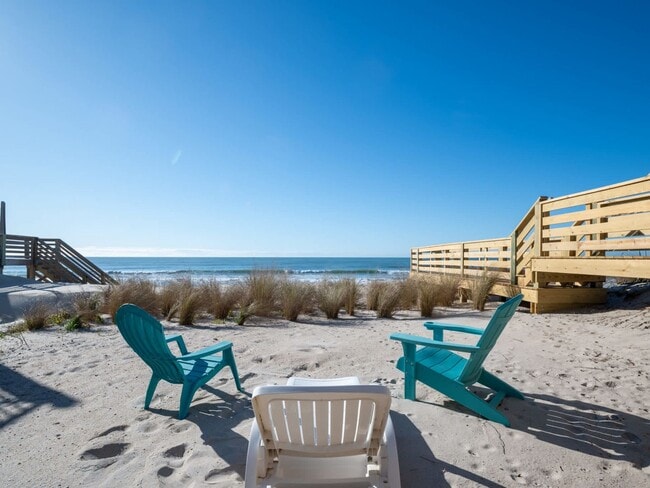 Building Photo - OFF-SEASON MONTHLY RENTAL - "ON PORPOISE"!!