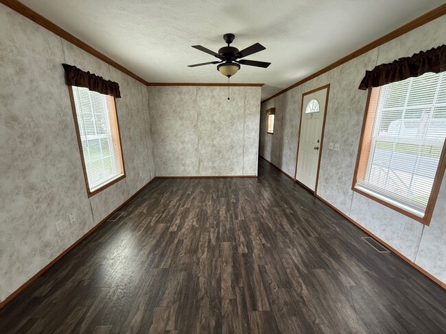 Photo - 518 S English Creek Rd