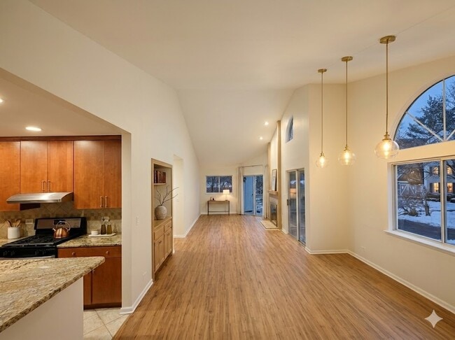 Photo - 1029 Courtland Dr