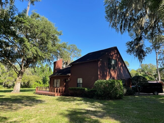 Photo - 1375 Cameron Ave