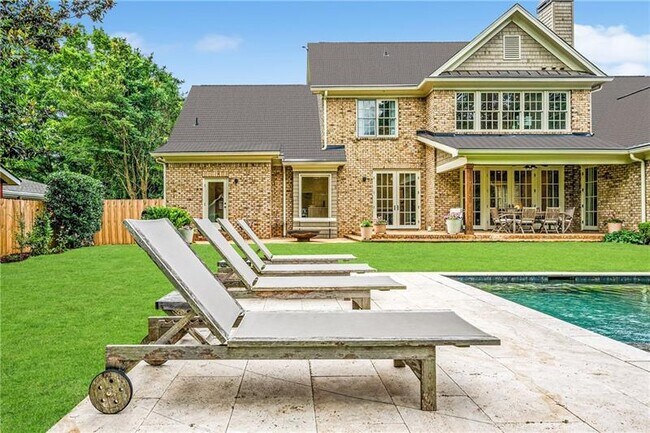 Photo - 1280 Becket Dr NE