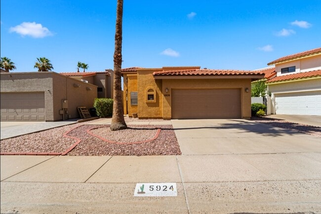 Photo - Move-in-ready home available furnished or unfurnished to suit your lifestyle!!