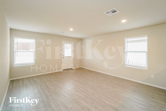 Photo - 13115 Rosemary Cove