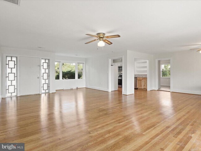 Photo - 6721 Winchester Rd