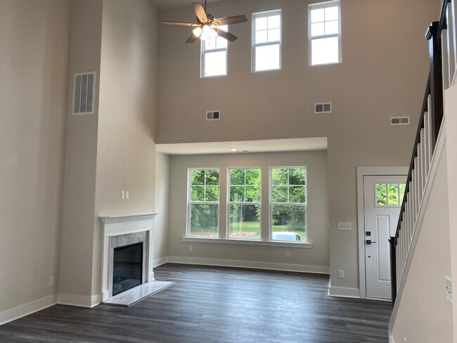 Photo - 1009 Justice Ave