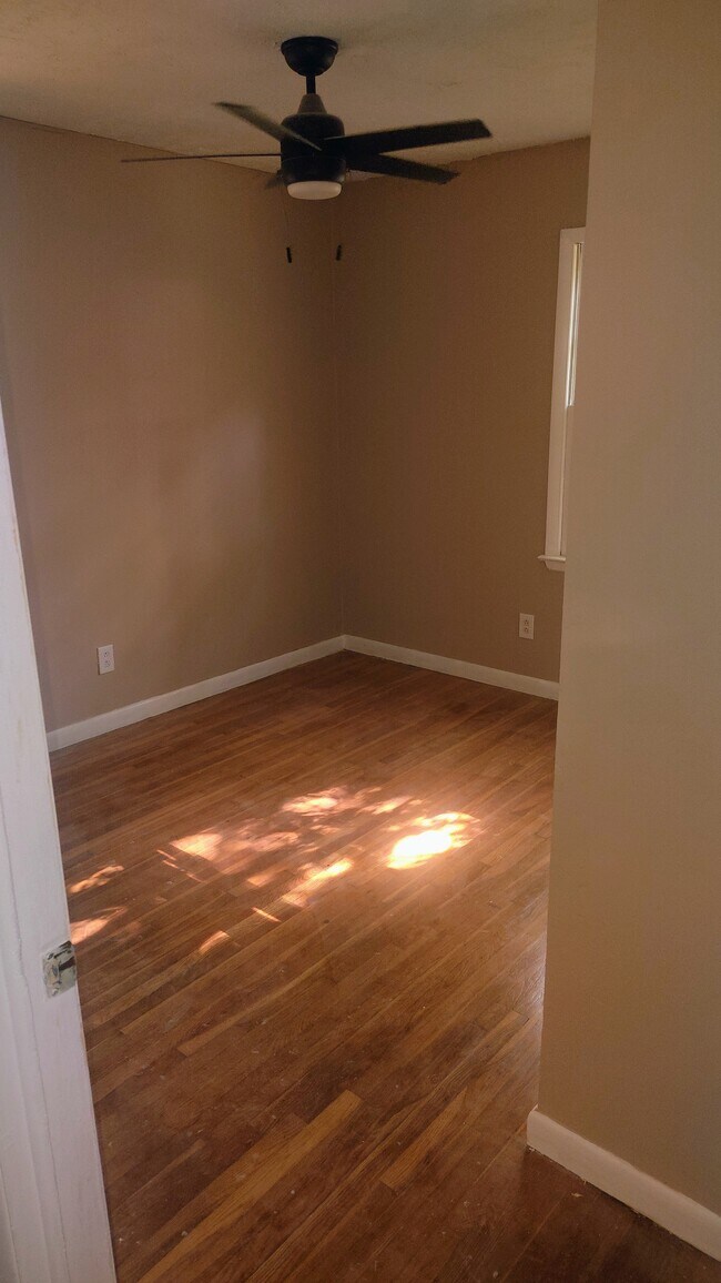 Photo - 2626 Vucrest Ave SE