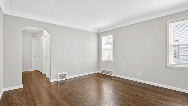 Photo - 6611 Jackson St