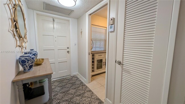 Building Photo - 3000 S Course Dr Unit 208