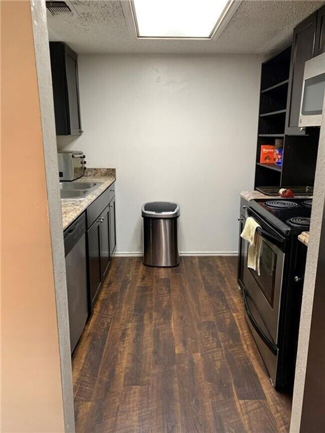 Photo - Waterford 310 Unit 310