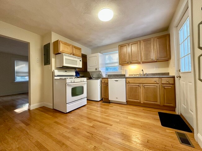 Photo - 7 Rifle Ct Unit 7 Rifle