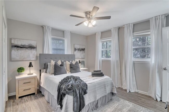 Photo - 577 Kurtz Rd