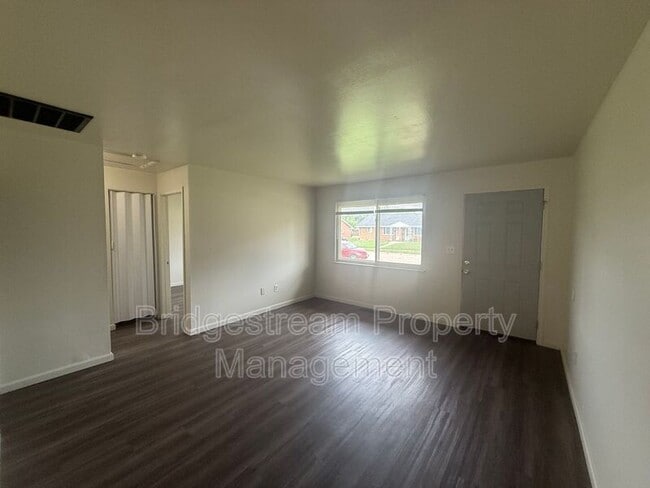Photo - 1214 Case Ave