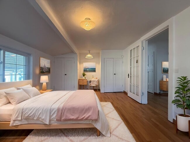 Photo - 422 Cheyenne Blvd