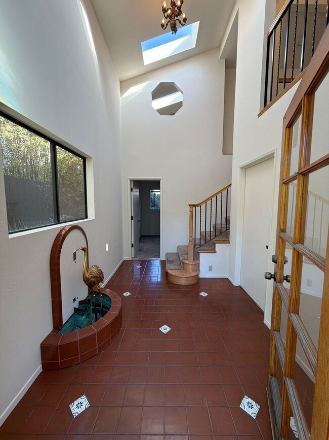 227 Jesmary Ln