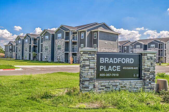 Bradford Place Apartments - Bradford Place Apartments