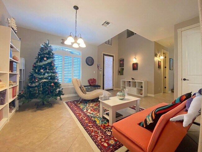 Photo - East El Paso Refrig A/C 4bed across from Park!