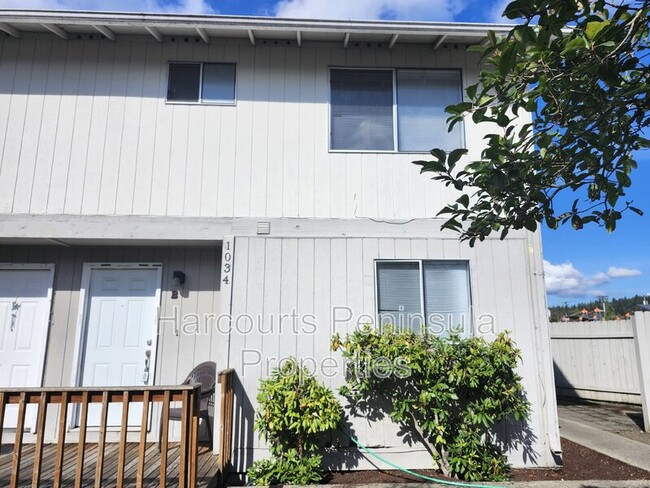 Photo - 1034 Hanford Ave Condo Unit #B