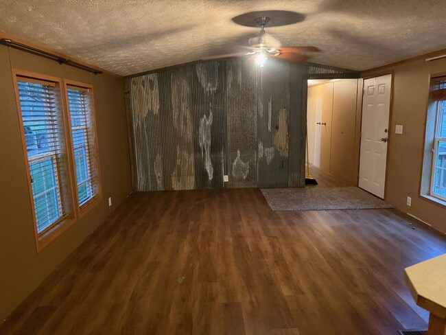 Photo - 808 N 8th St