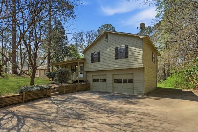 Photo - 6040 Austin Dr SW