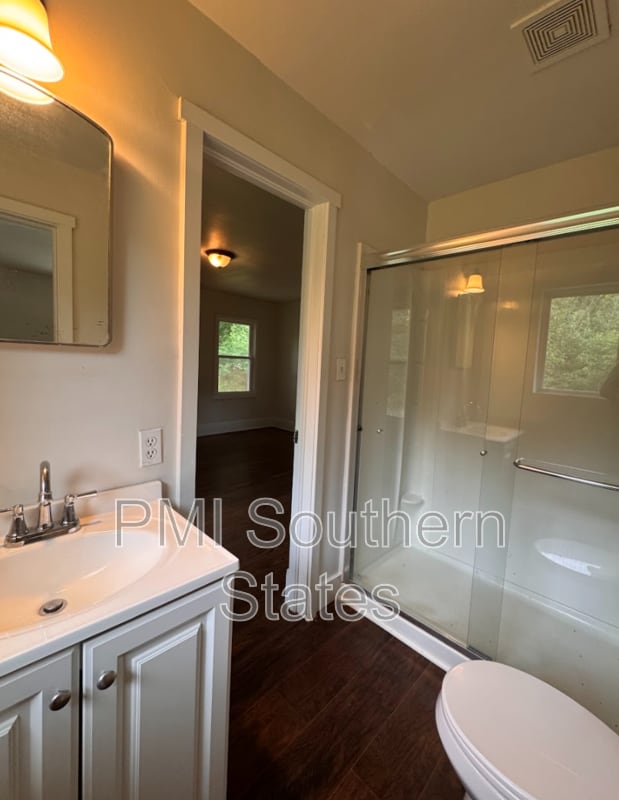Photo - 110 Stone Creek Dr