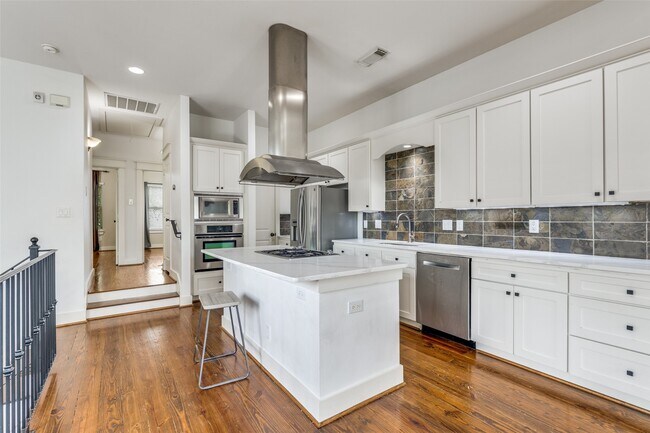 Photo - 1505 Asbury St House