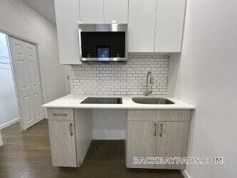 270 Newbury St Unit 1