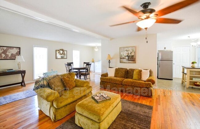 Photo - 1265 Cornwallis Dr