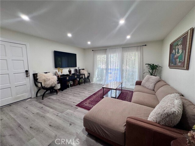 1072 Cabrillo Park Dr Unit C