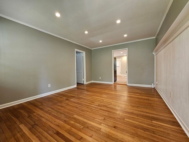 Photo - 303 Brandywine Rd