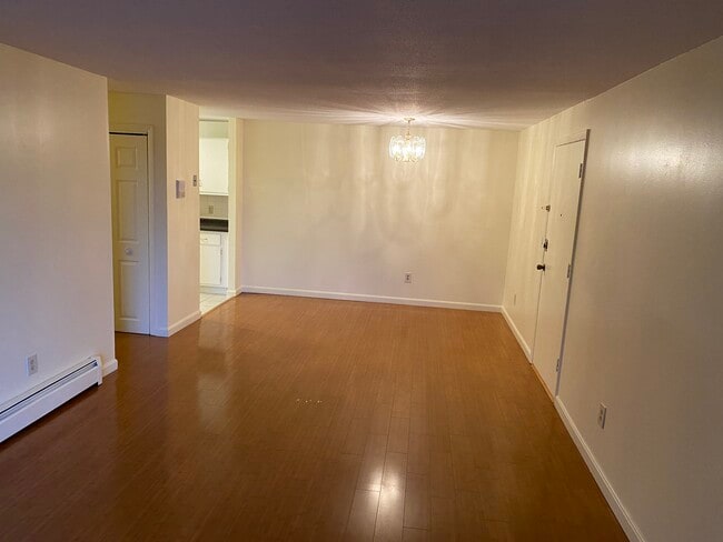 Photo - 134 Mammoth Rd Unit 14