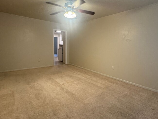 Photo - 4312 NW Santa Fe Ave