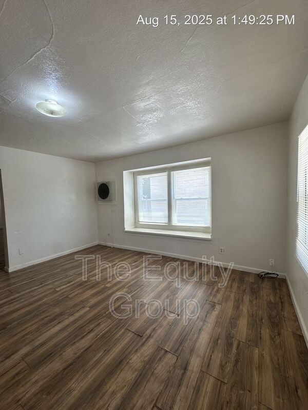 Photo - 435 N Redington St