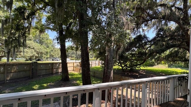 Building Photo - 4417 Siesta Ct