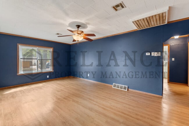 Photo - 2903 W Douglas Ave