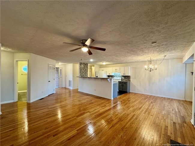115 Zane Dr