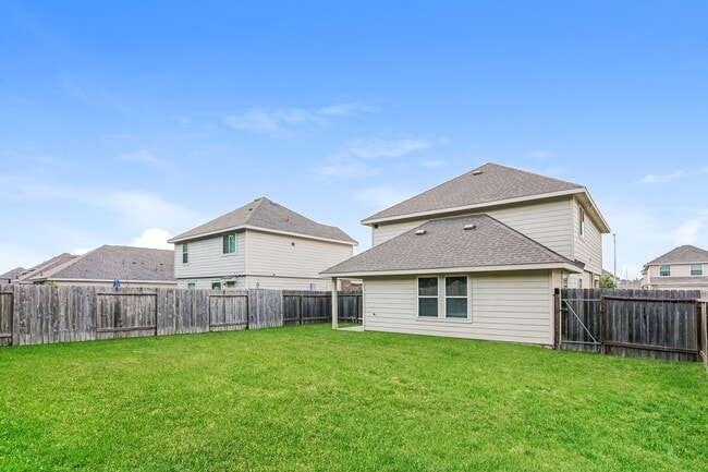 Photo - 8626 Middleton Oaks Cir