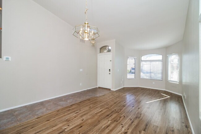 Photo - 44852 W Woody Rd