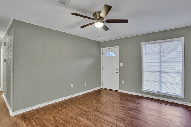 Photo - 355 St Joe Blvd