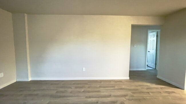 Photo - 2615 King St Unit King 2615 B